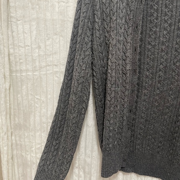 Eddie Bauer Gray Sweater. Size Petite XS - Picture 3 of 5